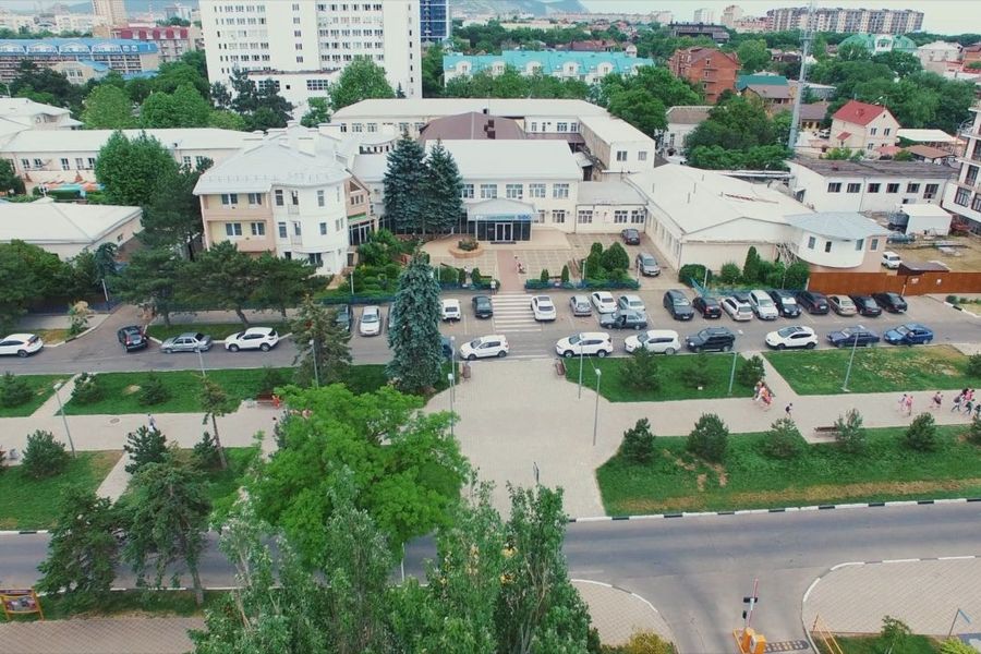 Территория санатория «БФО» в Анапе с высоты птичьего полёта — фото 1